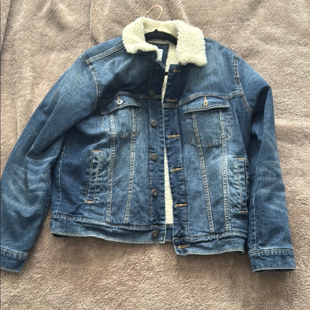 Goodfellow & Co Blue Denim Jacket with Cream Collar